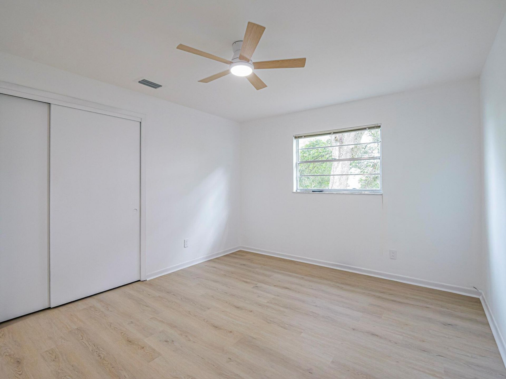 612 Bayharbor Terrace, Sebastian, FL 32958 Photo