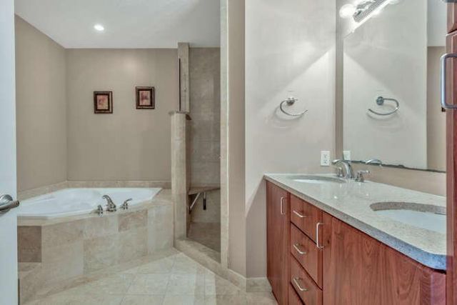 1640 Presidential Way, Unit 501, West Palm Beach, FL 33401 Photo