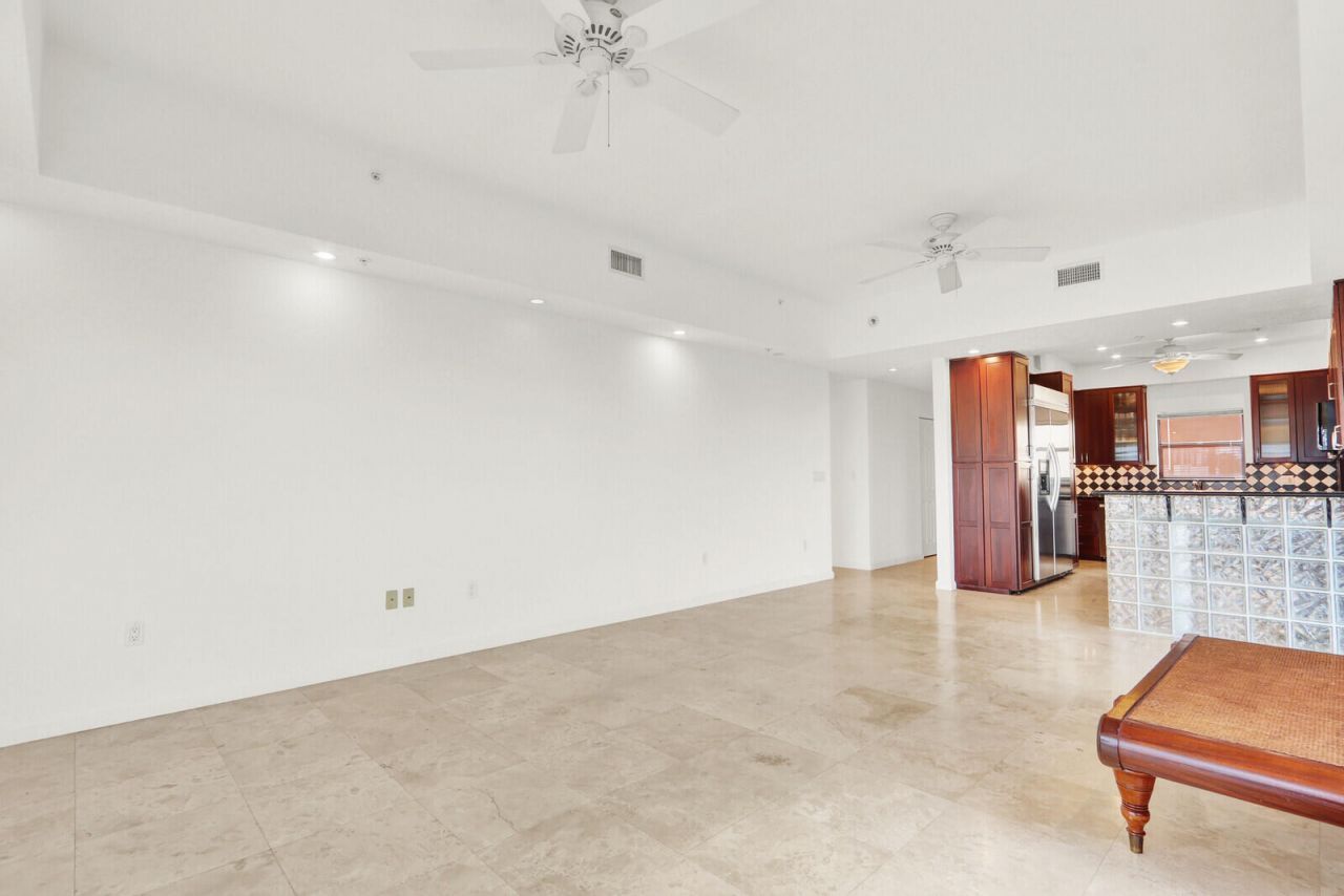 1640 Presidential Way, Unit 501, West Palm Beach, FL 33401 Photo