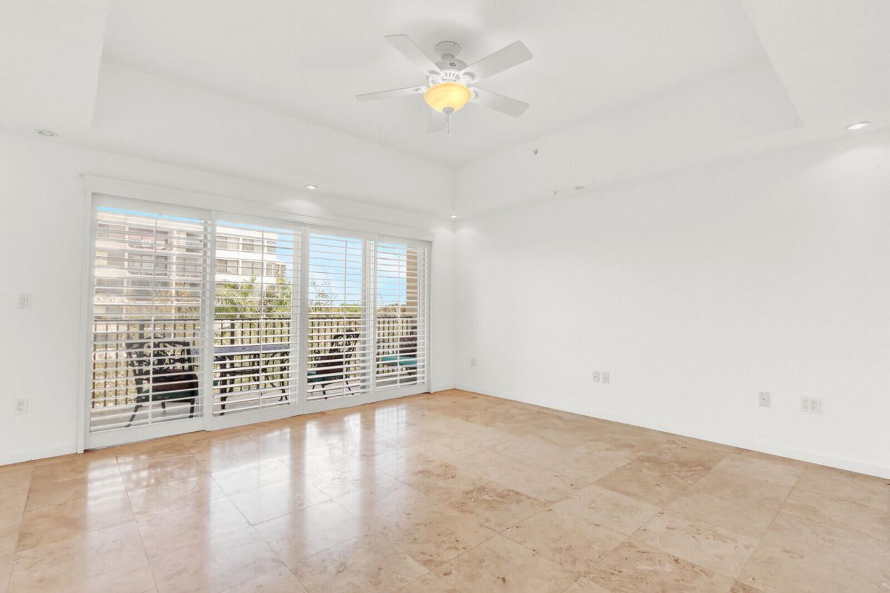 1640 Presidential Way, Unit 501, West Palm Beach, FL 33401 Photo