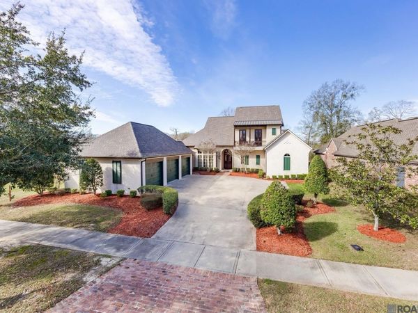 2571 Carnoustie Dr, Zachary, LA 70791