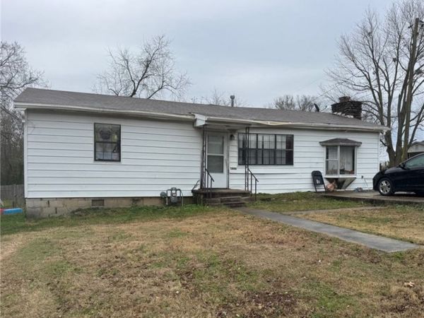 1846 S Ashwood Avenue , Fayetteville, AR 72701