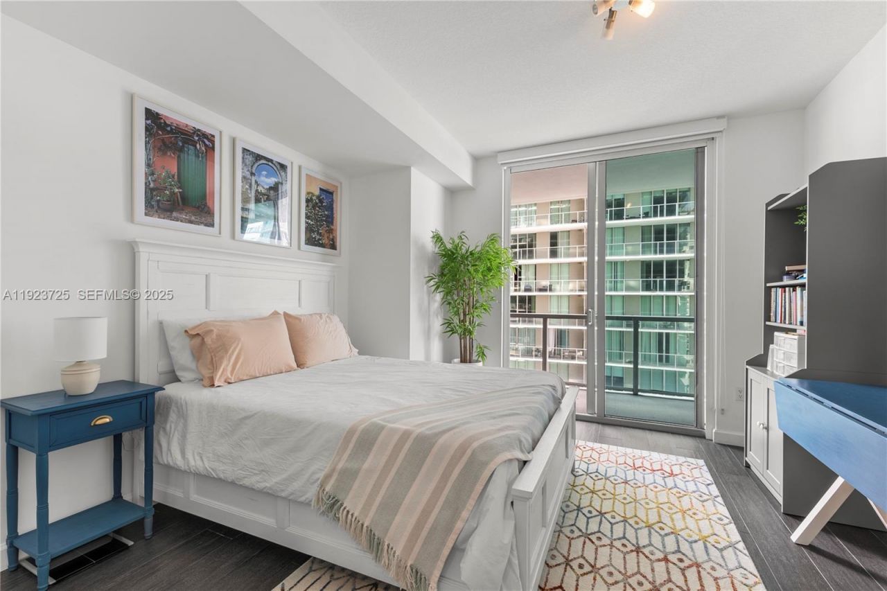 1111 SW 1st Ave, Unit 2614-N, Miami, FL 33130 Photo