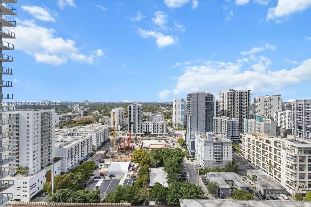 1111 SW 1st Ave, Unit 2614-N, Miami, FL 33130 Photo