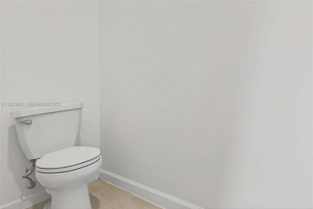 19431 340th Street, Miami, FL 33034 Photo