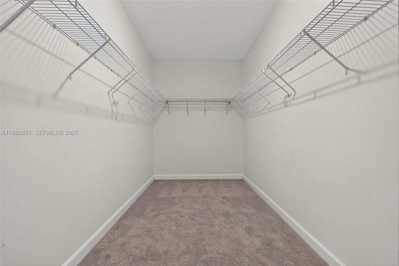 19431 340th Street, Miami, FL 33034 Photo