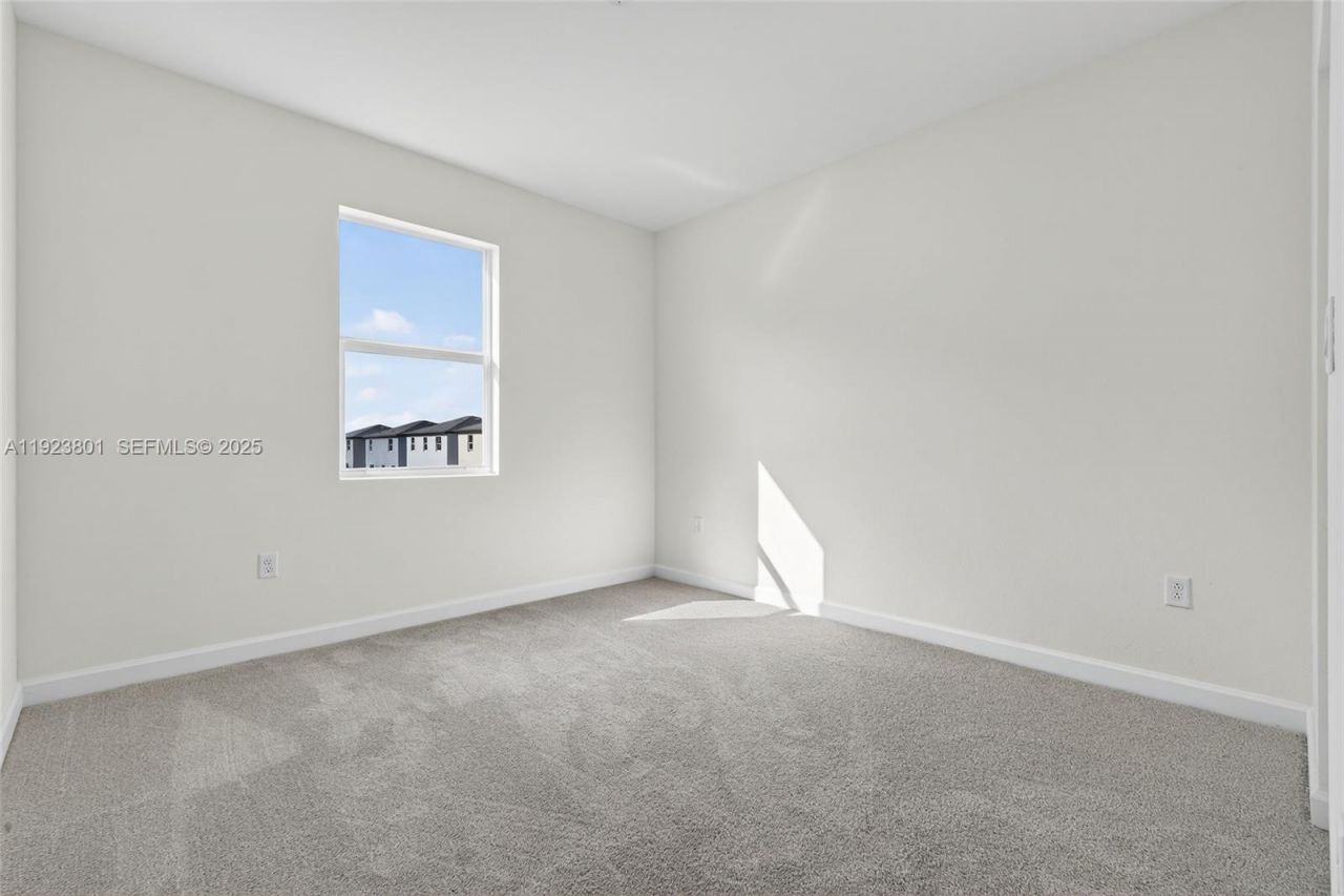 19431 340th Street, Miami, FL 33034 Photo