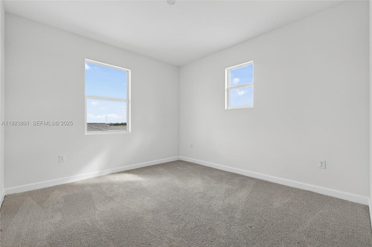 19431 340th Street, Miami, FL 33034 Photo