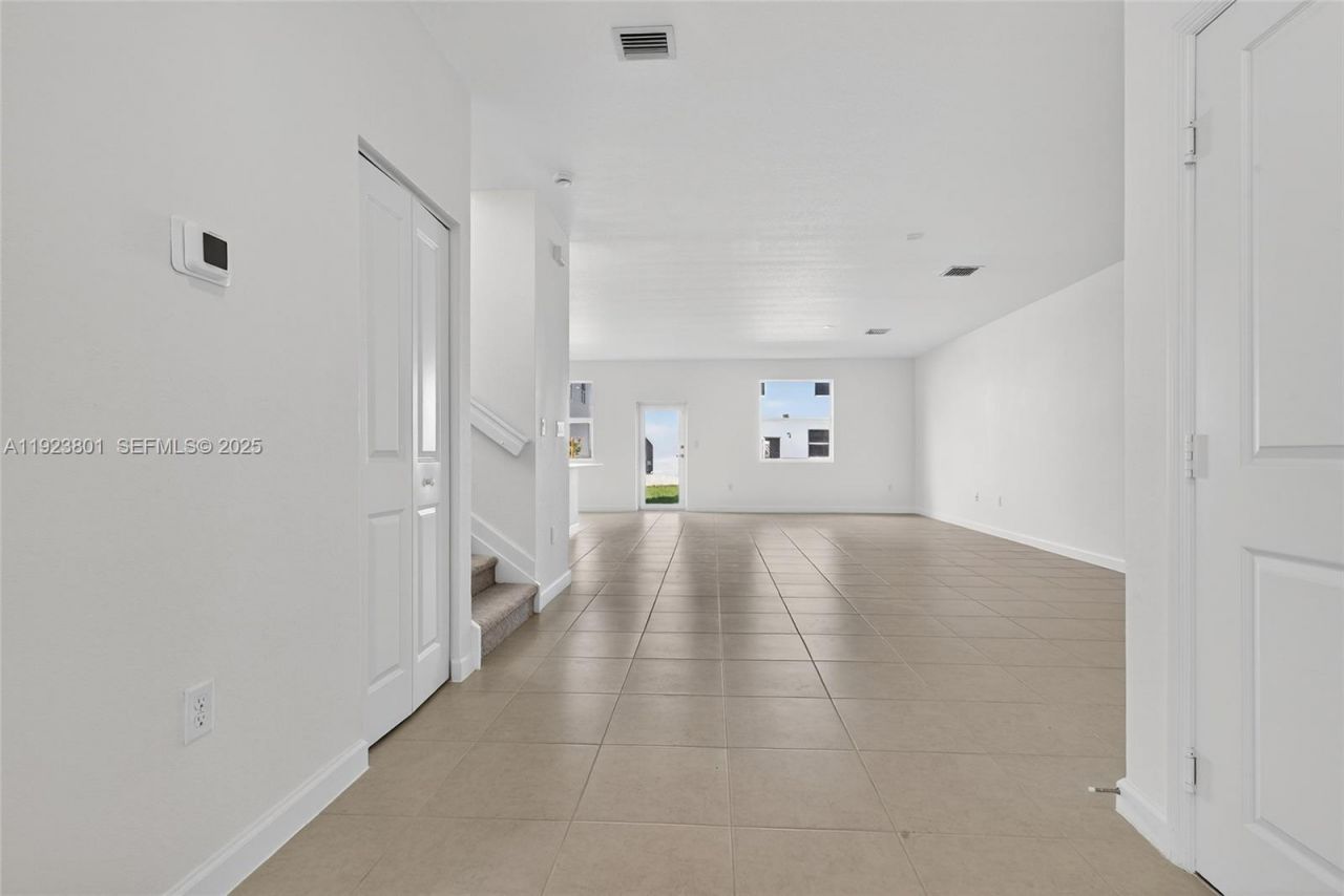 19431 340th Street, Miami, FL 33034 Photo