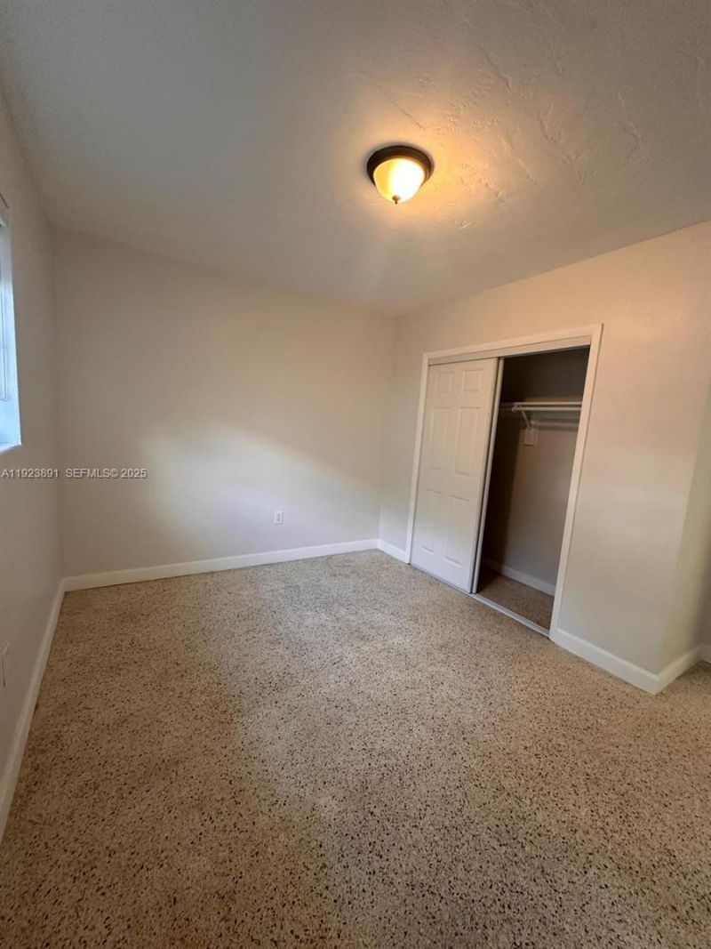 219 NW 10th Ave, Miami, FL 33128 Photo