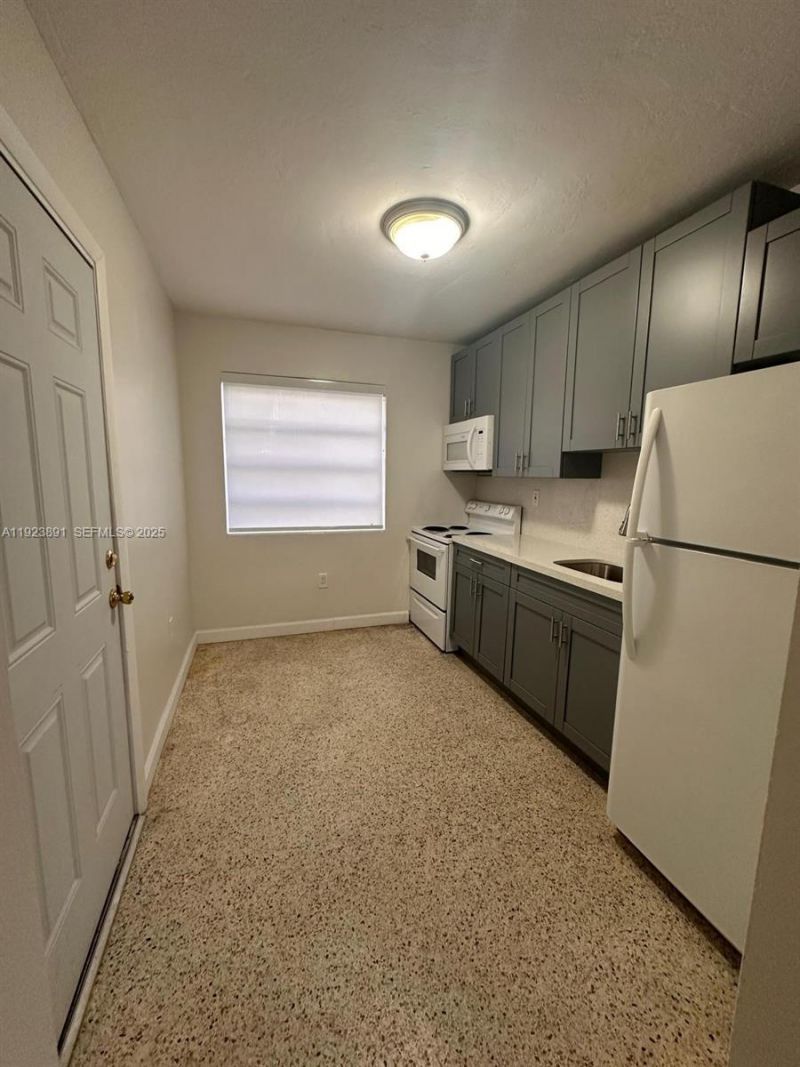 219 NW 10th Ave, Miami, FL 33128 Photo