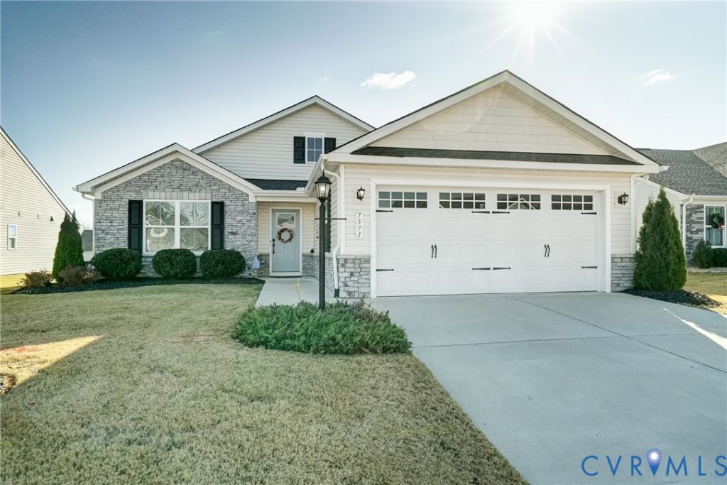 7571 Southamptonshire Way, New Kent, VA 23124 Main Photo