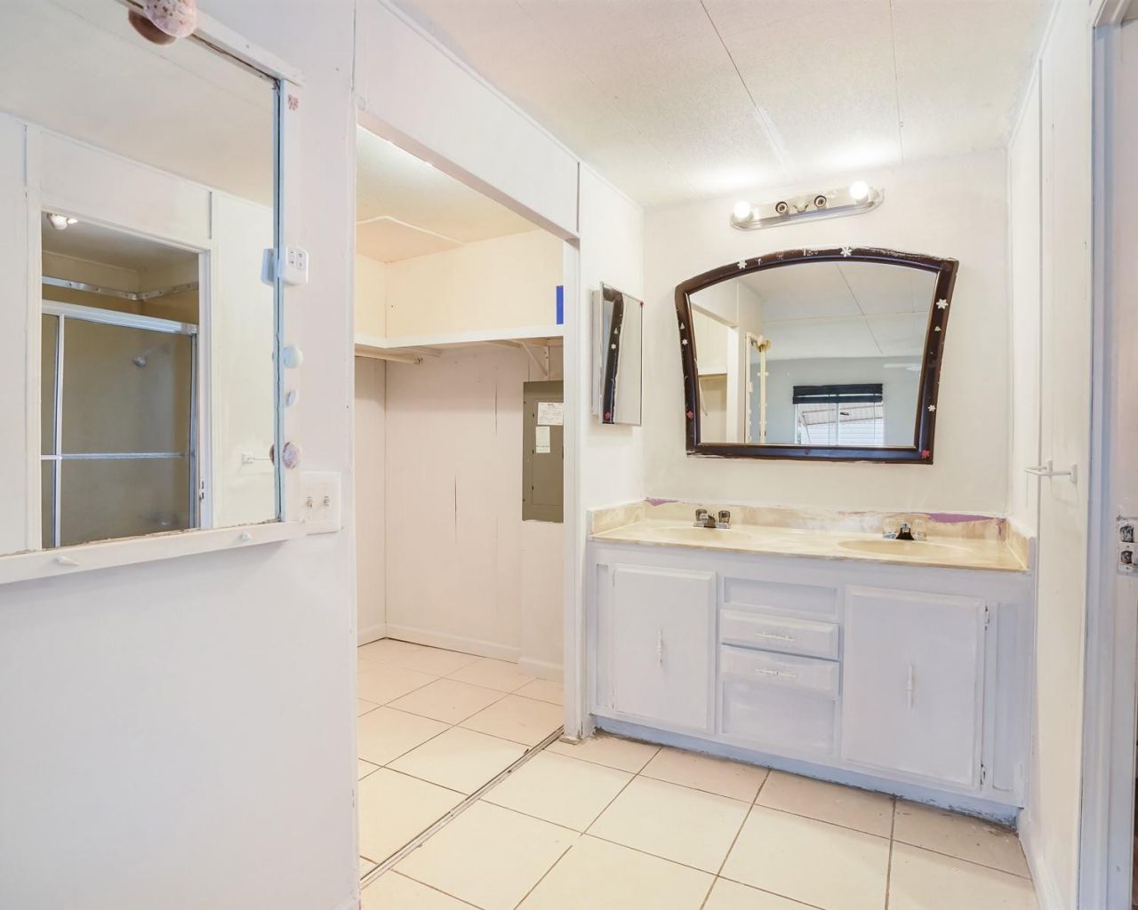 5863 SW 29th Ave, Fort Lauderdale, FL 33312 Photo