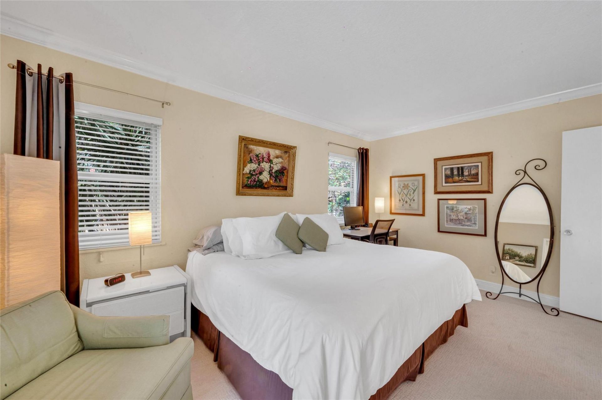 341 N Birch Road, Unit 204, Fort Lauderdale, FL 33304 Photo