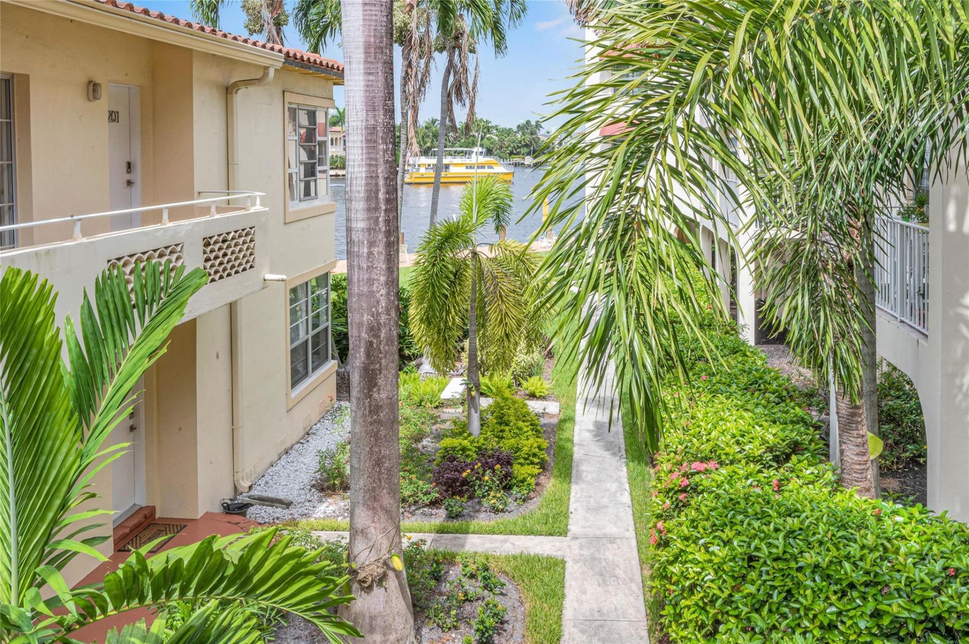 341 N Birch Road, Unit 204, Fort Lauderdale, FL 33304 Photo