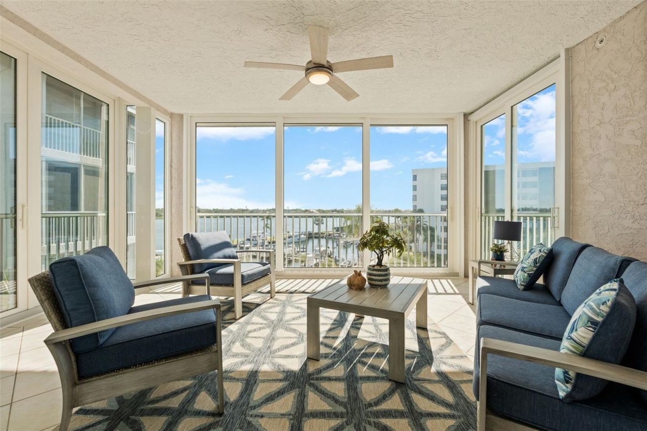 1240 Dolphin Bay Way, Unit 401, Sarasota, FL 34242 Photo