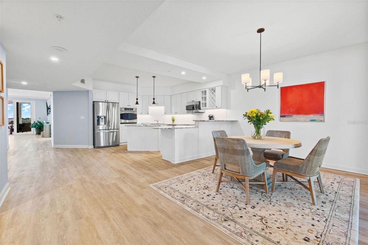 1240 Dolphin Bay Way, Unit 401, Sarasota, FL 34242 Photo