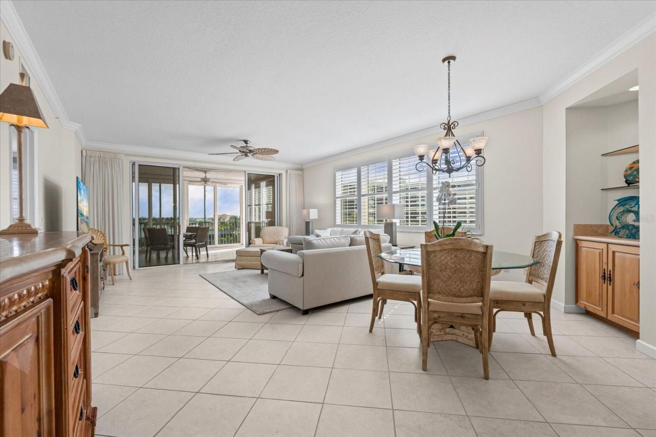 1260 Dolphin Bay Way, Unit 404, Sarasota, FL 34242 Photo