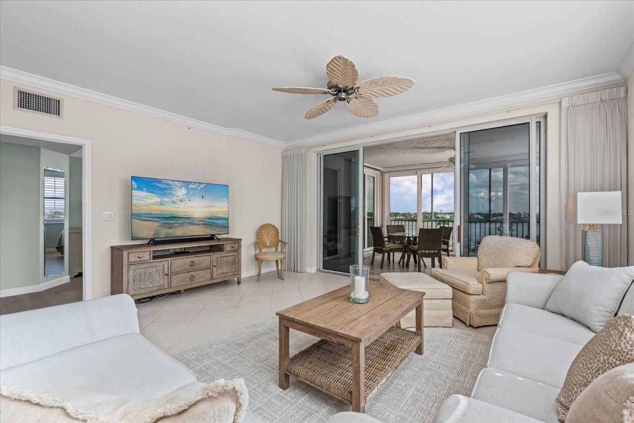 1260 Dolphin Bay Way, Unit 404, Sarasota, FL 34242 Photo