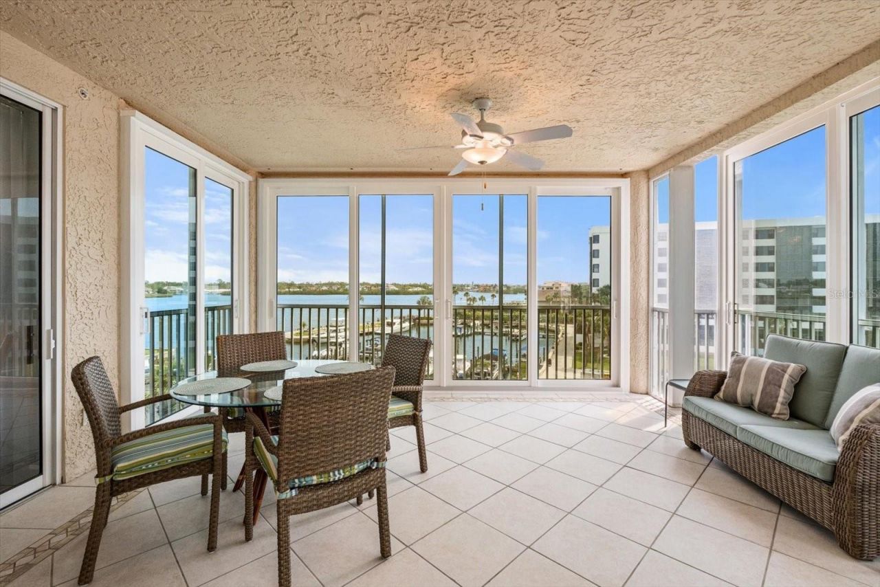 1260 Dolphin Bay Way, Unit 404, Sarasota, FL 34242 Photo