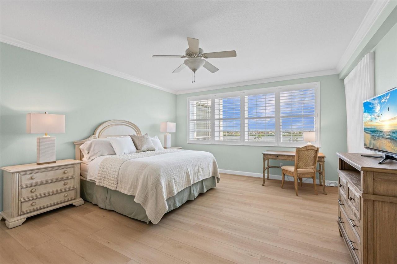 1260 Dolphin Bay Way, Unit 404, Sarasota, FL 34242 Photo