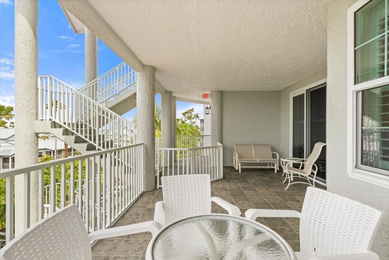 1260 Dolphin Bay Way, Unit 404, Sarasota, FL 34242 Photo