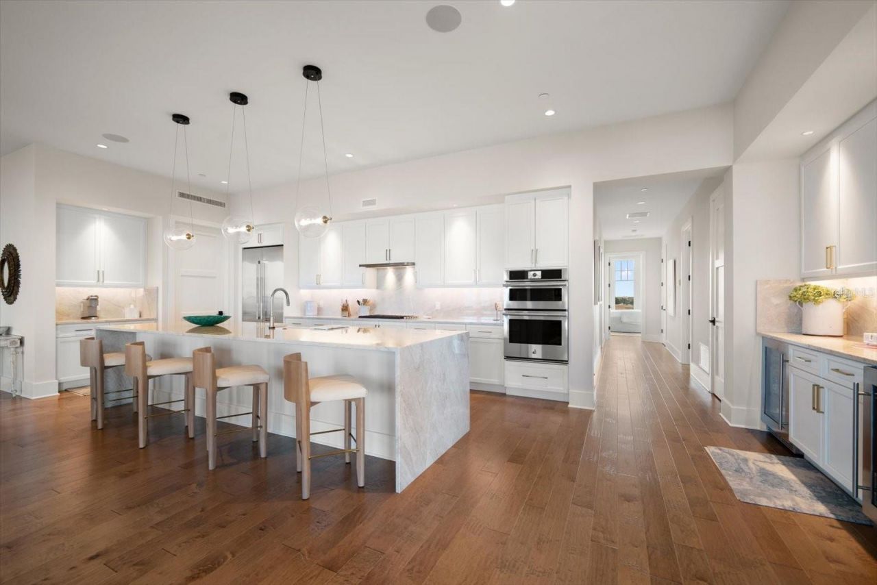 8 Palm Terrace, Unit 605, Belleair, FL 33756 Photo