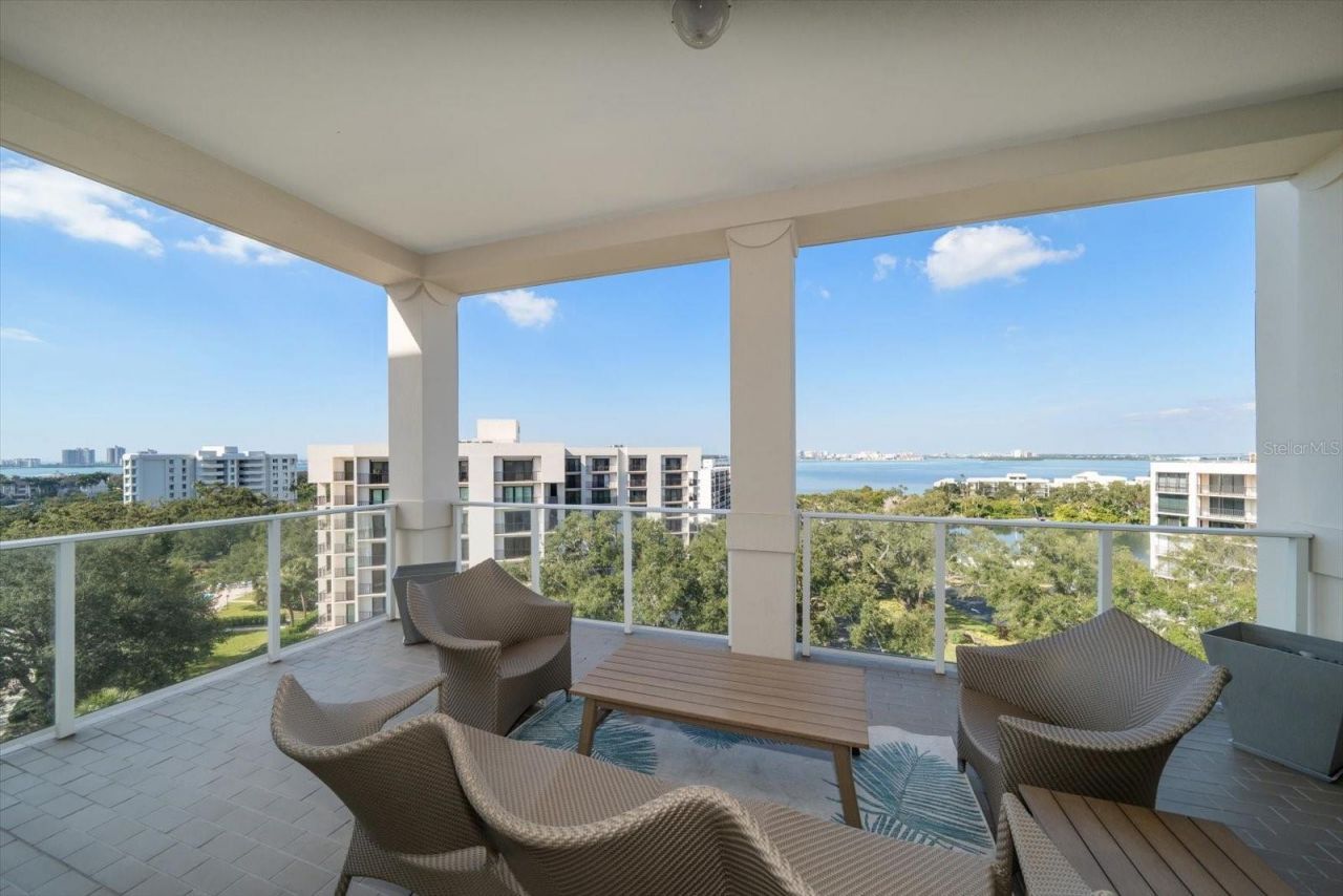 8 Palm Terrace, Unit 605, Belleair, FL 33756 Photo