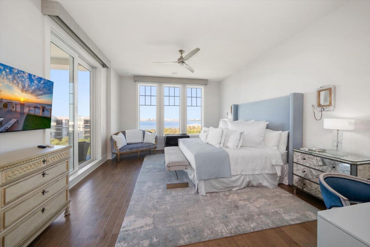 8 Palm Terrace, Unit 605, Belleair, FL 33756 Photo