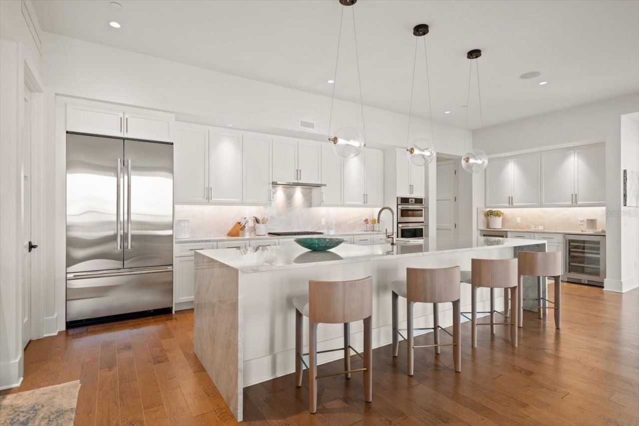 8 Palm Terrace, Unit 605, Belleair, FL 33756 Photo