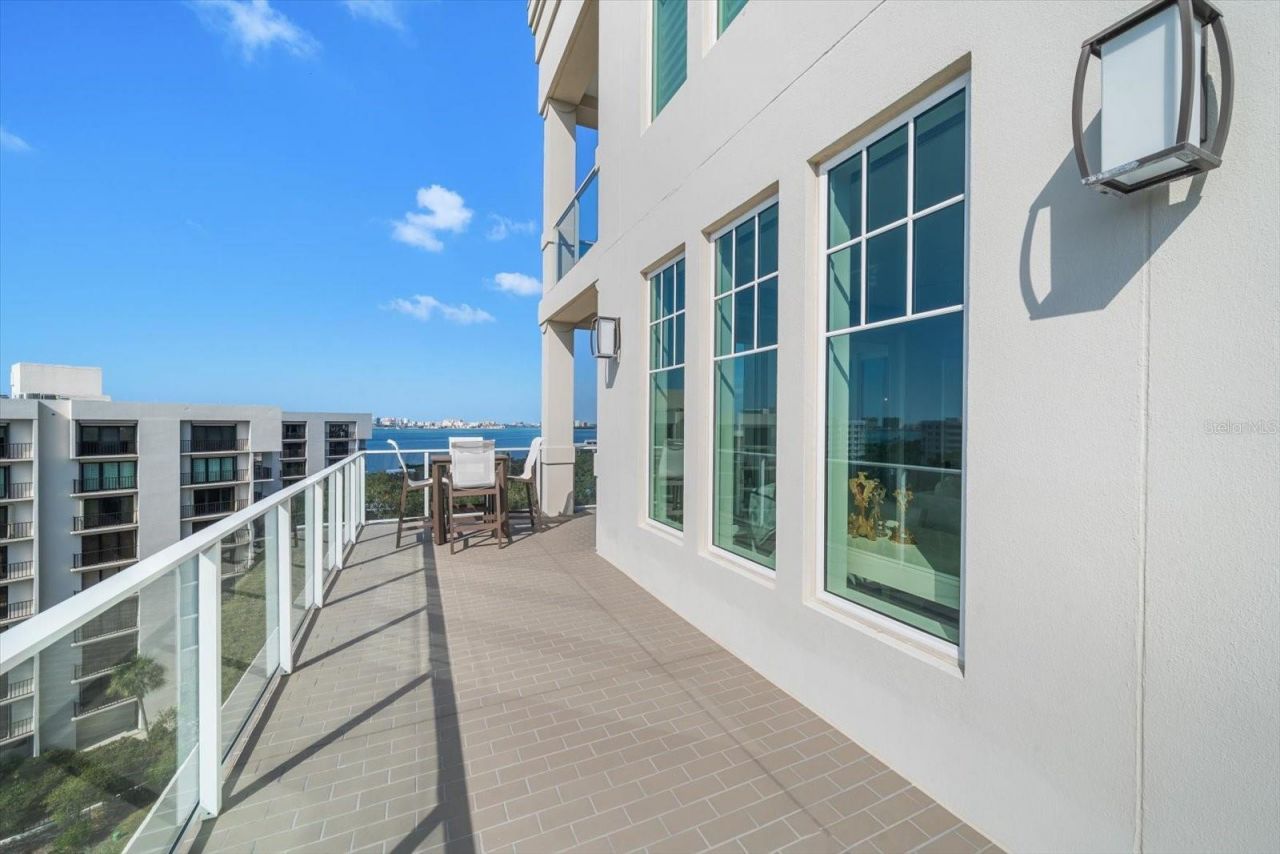 8 Palm Terrace, Unit 605, Belleair, FL 33756 Photo