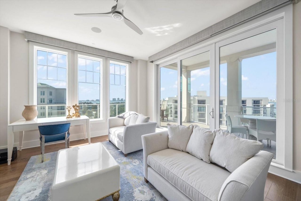 8 Palm Terrace, Unit 605, Belleair, FL 33756 Photo