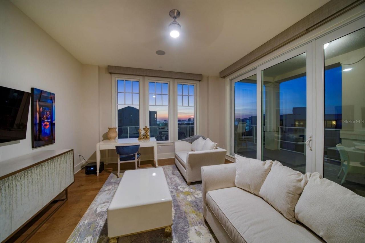 8 Palm Terrace, Unit 605, Belleair, FL 33756 Photo