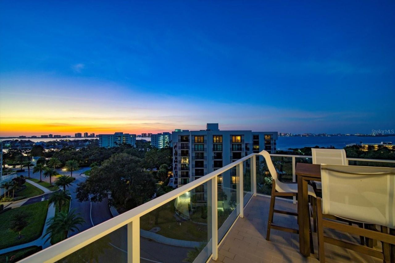 8 Palm Terrace, Unit 605, Belleair, FL 33756 Photo
