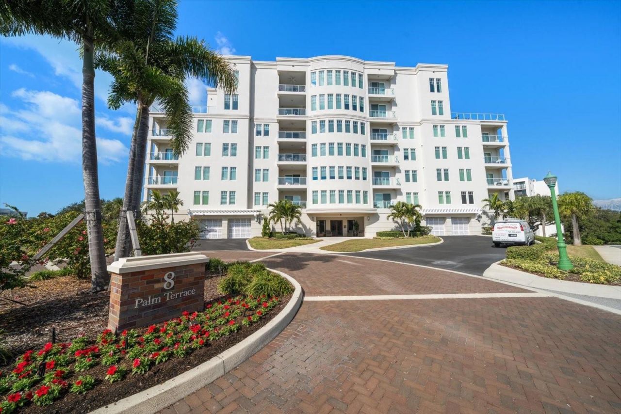 8 Palm Terrace, Unit 605, Belleair, FL 33756 Photo