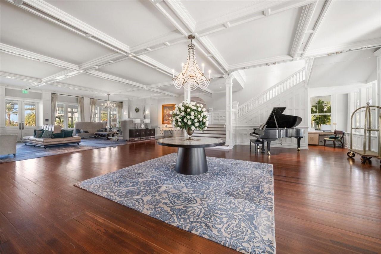 8 Palm Terrace, Unit 605, Belleair, FL 33756 Photo