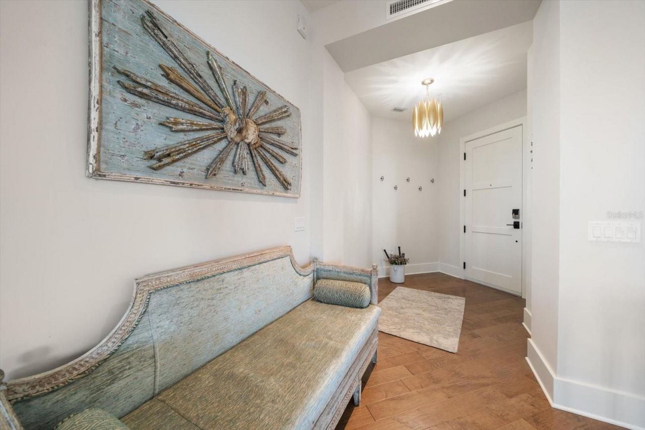 8 Palm Terrace, Unit 605, Belleair, FL 33756 Photo