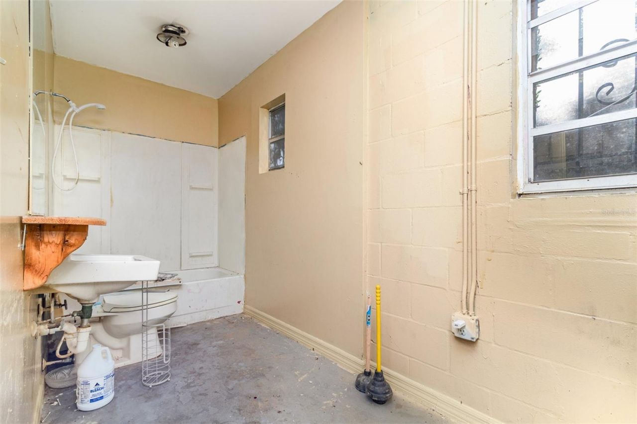 2516 Sanford Avenue, Sanford, FL 32773 Photo