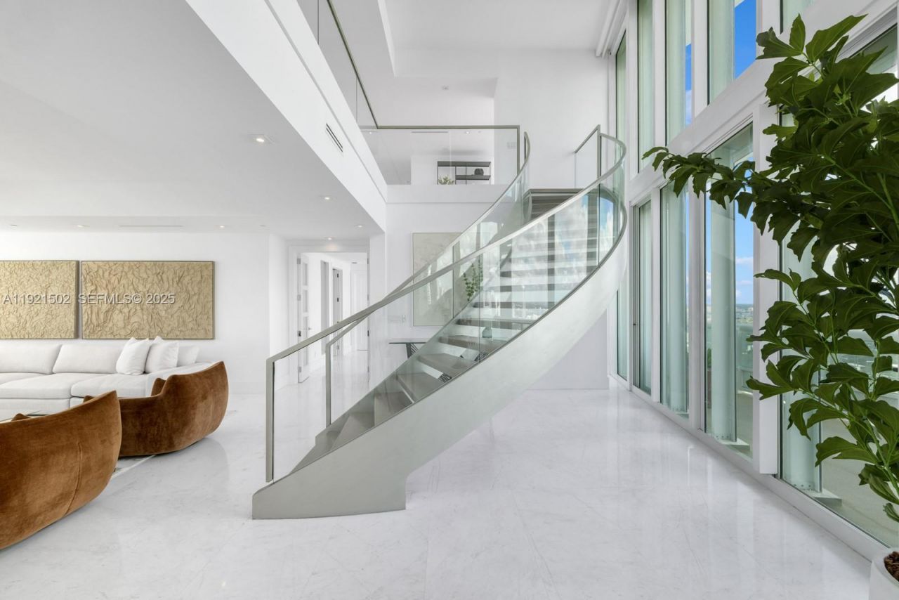 1643 Brickell Ave, Unit PH4902, Miami, FL 33129 Photo