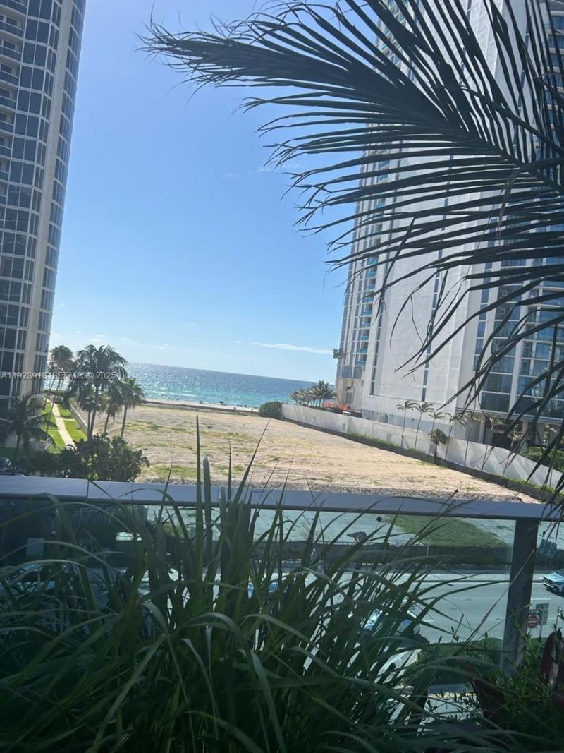 17550 Collins Ave, Unit 1204, Sunny Isles Beach, FL 33160 Photo