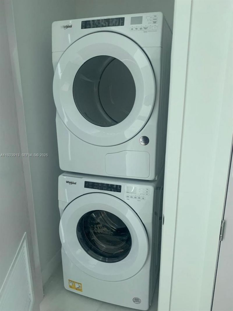 17550 Collins Ave, Unit 1204, Sunny Isles Beach, FL 33160 Photo