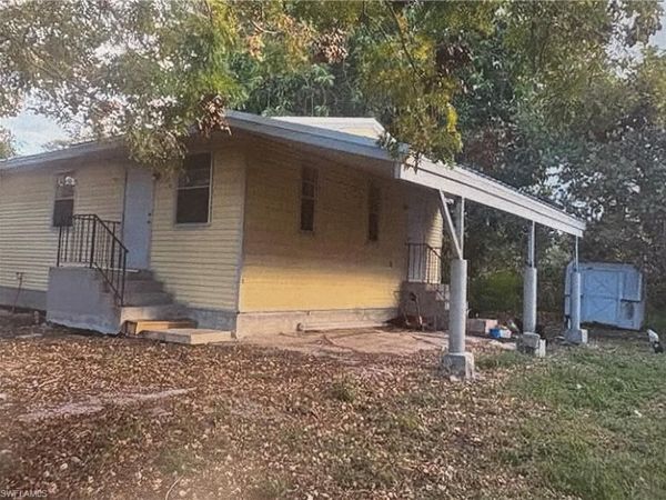 420 SE 1st ST, SOUTH BAY, FL 33493