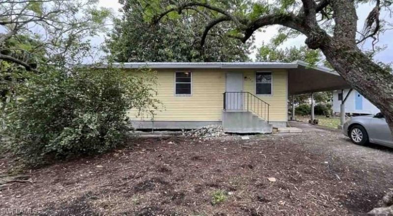 420 SE 1st St, South Bay, FL 33493 Photo