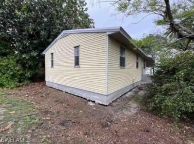 420 SE 1st St, South Bay, FL 33493 Photo