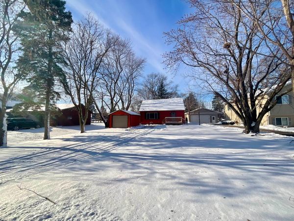 1209 36th Avenue N, Saint Cloud, MN 56303