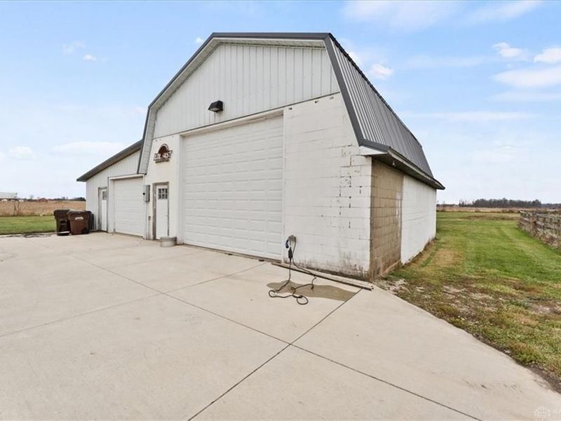 15566 Little Richmond Road, New Lebanon, OH 45345 Photo 14