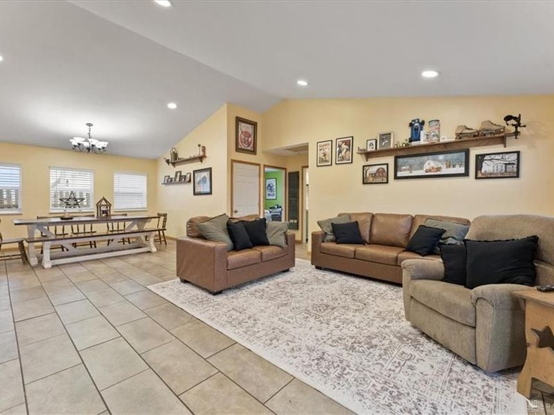 15566 Little Richmond Road, New Lebanon, OH 45345 Photo 24