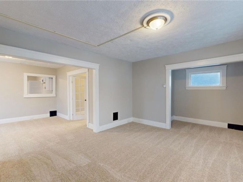 7803 Dearborn Avenue, Cleveland, OH 44102 Photo 14