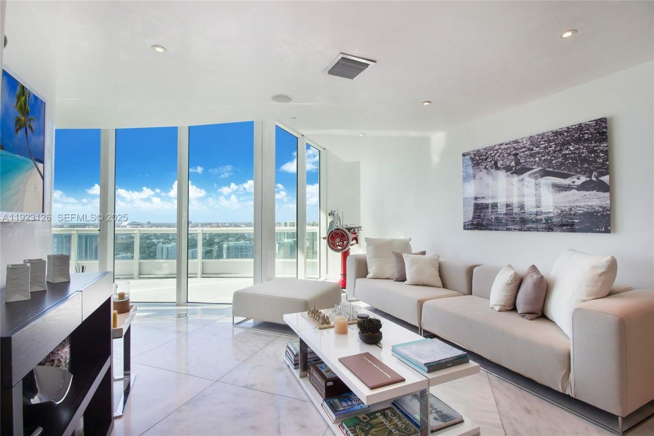 1643 Brickell Avenue, Unit 2902, Miami, FL 33129 Photo