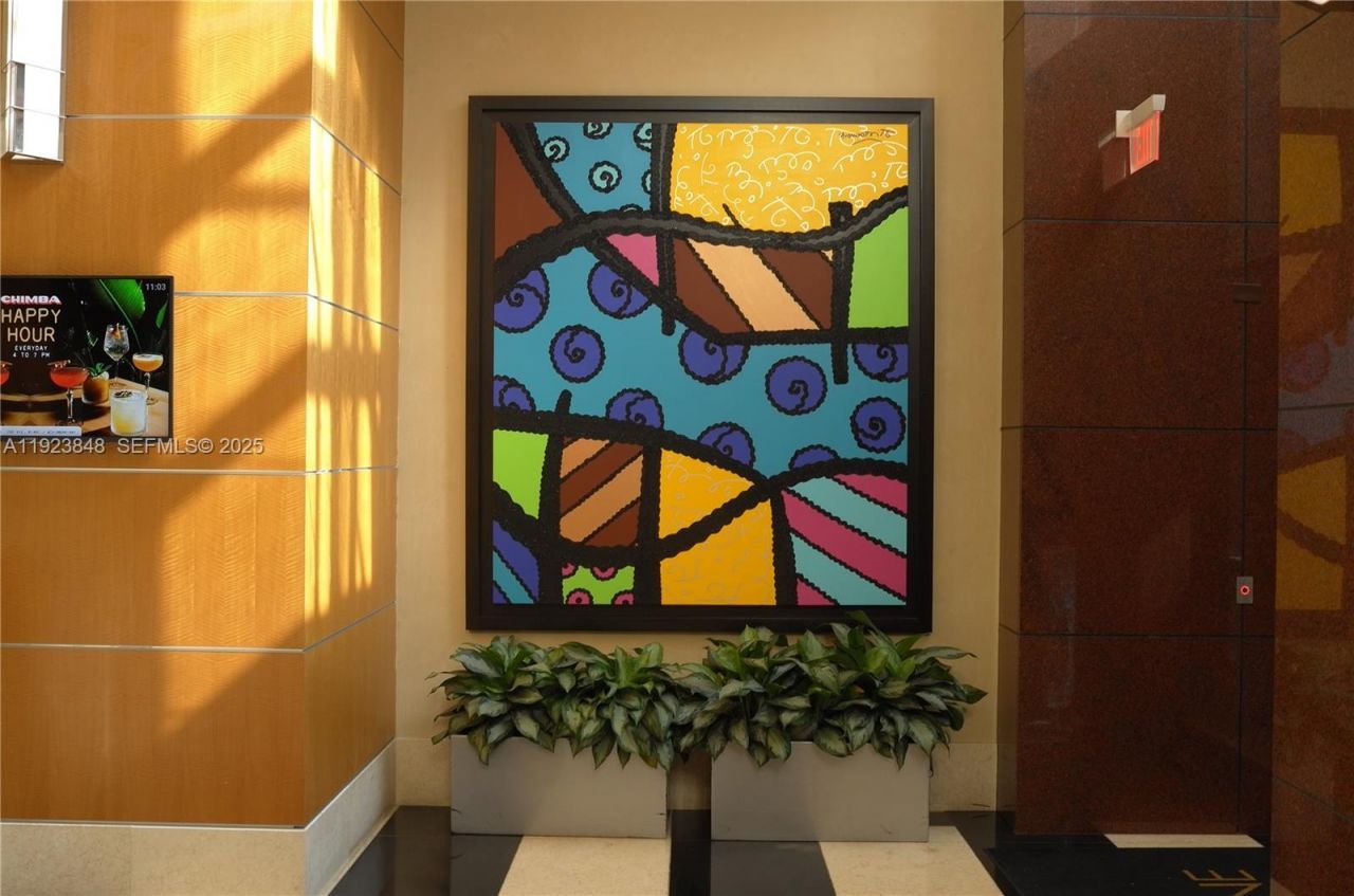 253 NE 2nd St, Unit 908, Miami, FL 33132 Photo